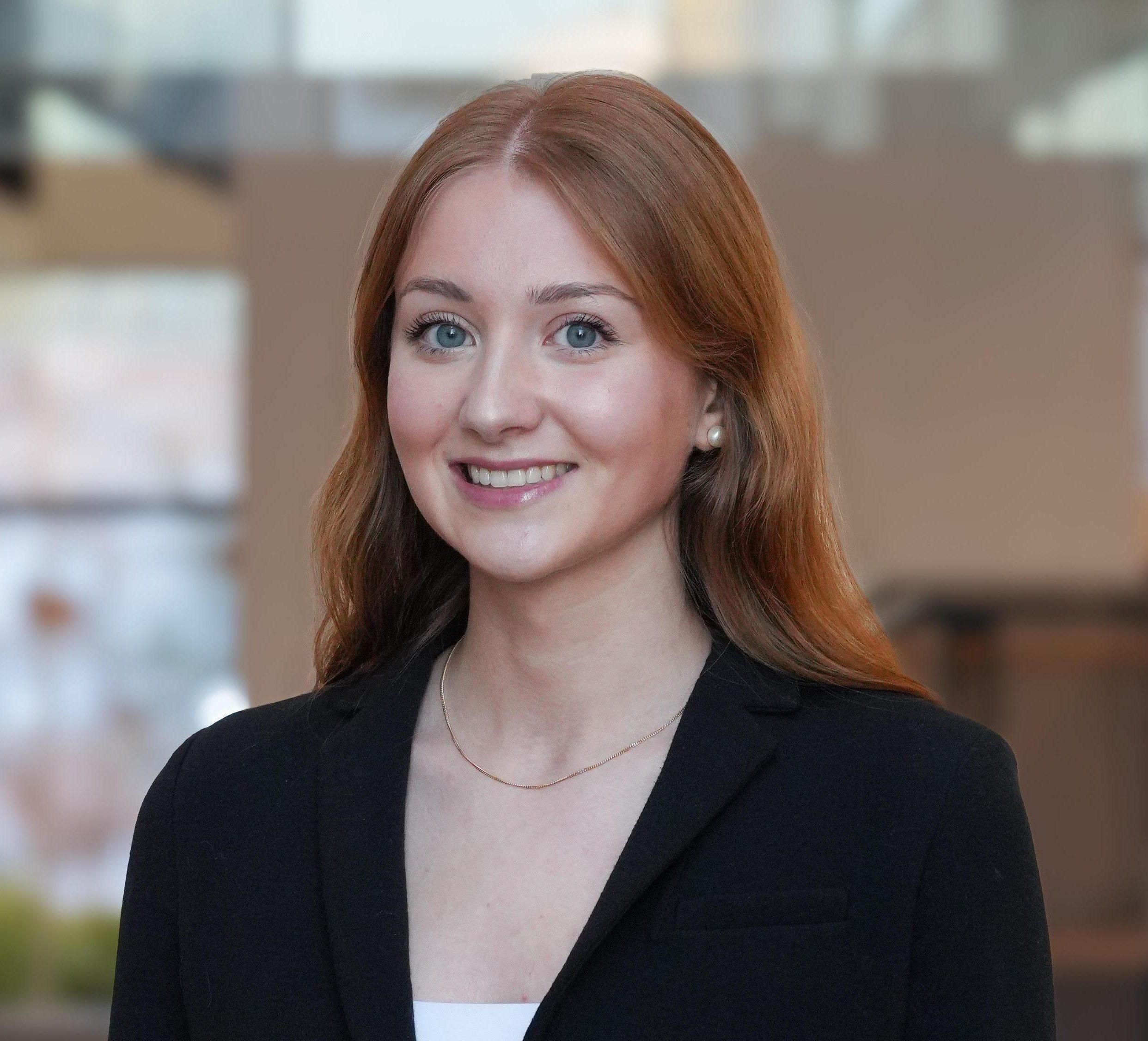 Lauren Peveril headshot 2025 10 22 202909 ctpc