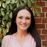 Headshot of Kristen Lyons