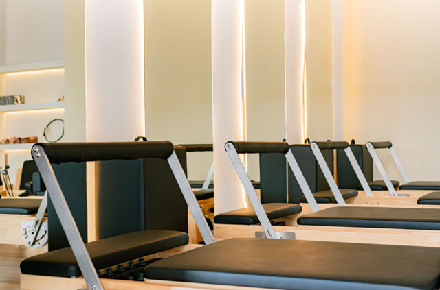 Reformer pilates er på vei til å bli den neste store treningstrenden