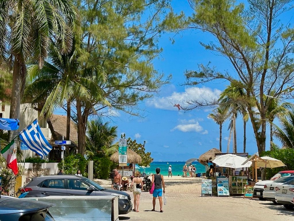 Calle 38 opening directly onto the beach and the Caribbean Sea, Playa del Carmen