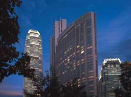 Four Seasons Hotel Hong Kong Image 5