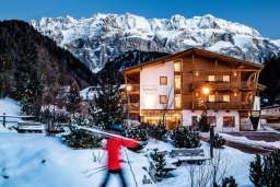 Boutique Hotel Nives - Luxury & Design in the Dolomites Image 4