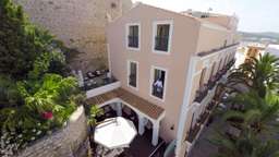 Mirador de Dalt Vila-Relais & Chateaux Image 8