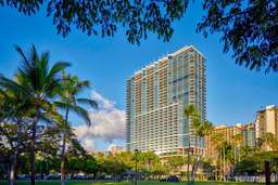 Ka Laʻi Waikiki Beach, LXR Hotels & Resorts Image 6