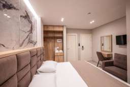Koko Hotel Image 6
