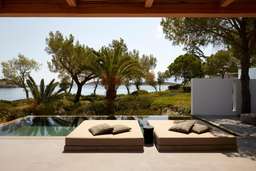 Minos Beach Art Hotel, a Member of Design Hotels Image 3