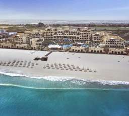 Saadiyat Rotana Resort and Villas Image 3