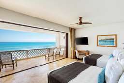 Cabo Surf Hotel Image 6