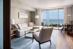 The Ritz-Carlton Residences, Waikiki Beach Hotel Image 6