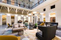 Hotel Moments Budapest by Continental Group Image 4