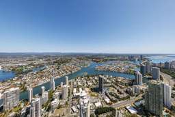 Meriton Suites Surfers Paradise Image 3