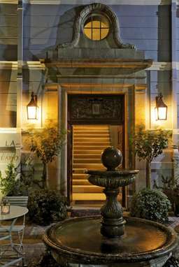 Labotessa Luxury Boutique Hotel Image 6