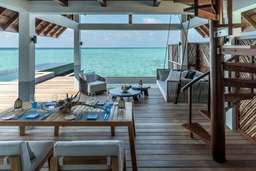 Four Seasons Resort Maldives at Landaa Giraavaru Image 3