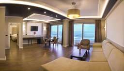 Premium Beach Hotel Image 6