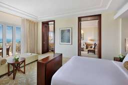 The Ritz-Carlton, Dubai Image 4