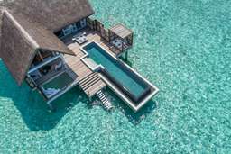 Four Seasons Resort Maldives at Landaa Giraavaru Image 4