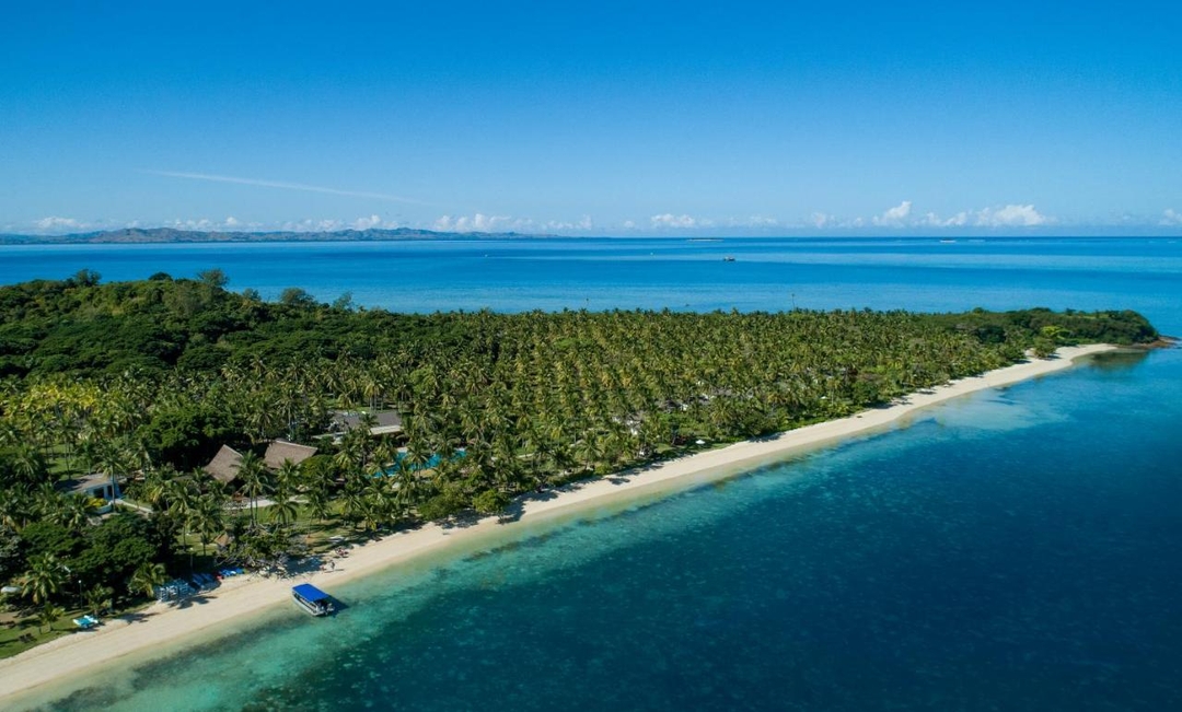 Lomani Island Resort – Adults Only