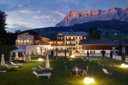 Dolomites Wellness Hotel Savoy Image 5