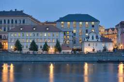 Four Seasons Hotel Prague Image 3