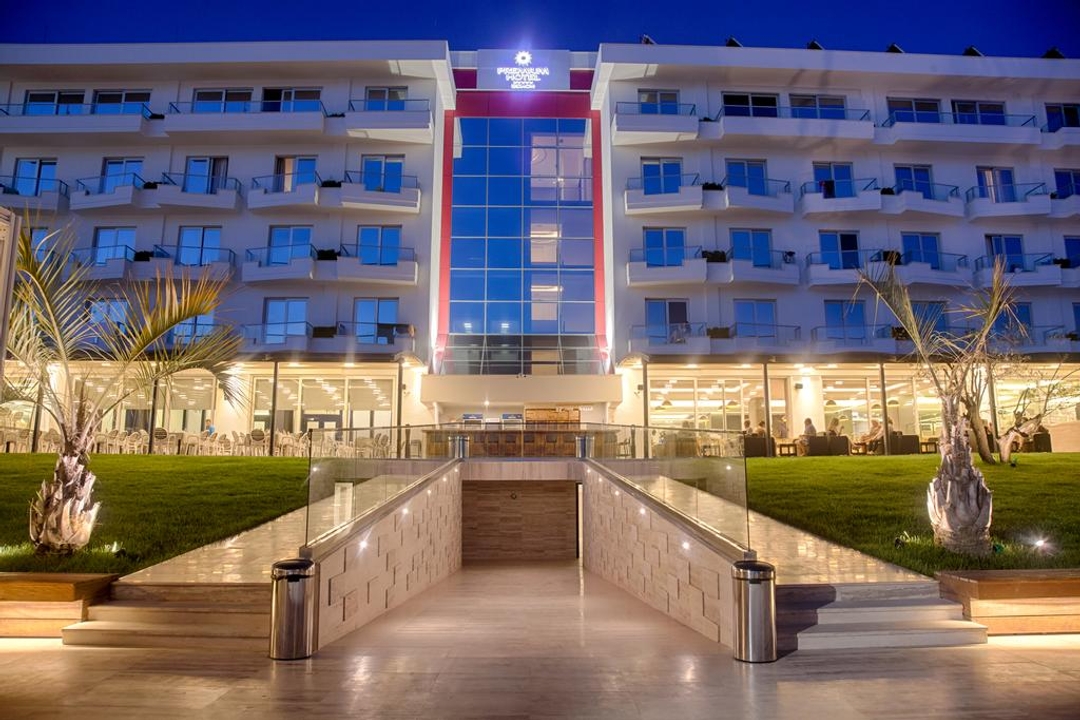 Premium Beach Hotel