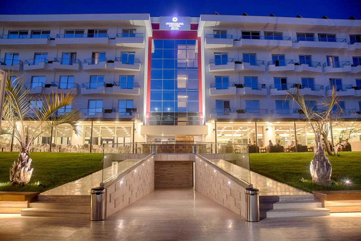 Premium Beach Hotel
