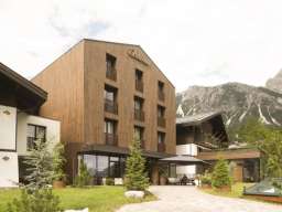 Faloria Mountain Spa Resort Image 5