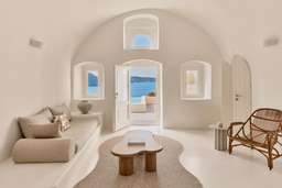 Mystique, a Luxury Collection Hotel, Santorini Image 8