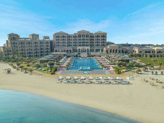 Royal Saray Resort