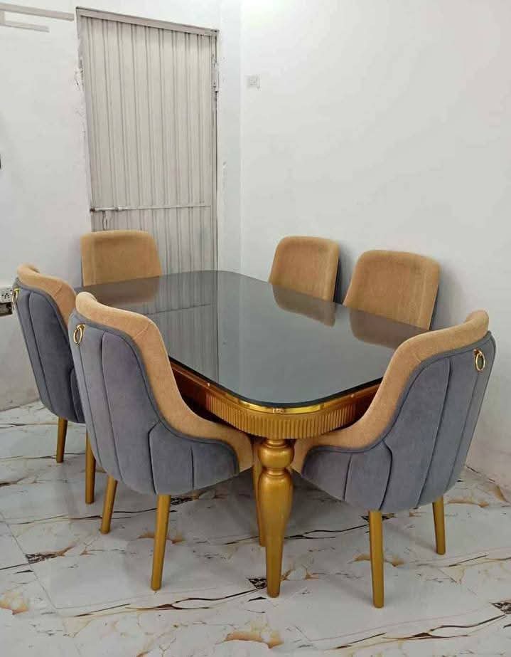 Curved Wingback Dining Set
