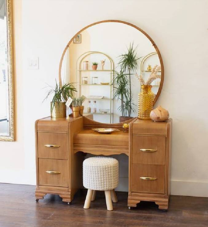Round Mirror Vintage Vanity Console