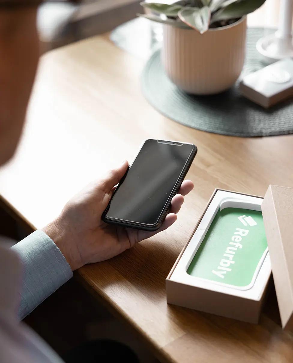 Refurbly Customer Unboxing