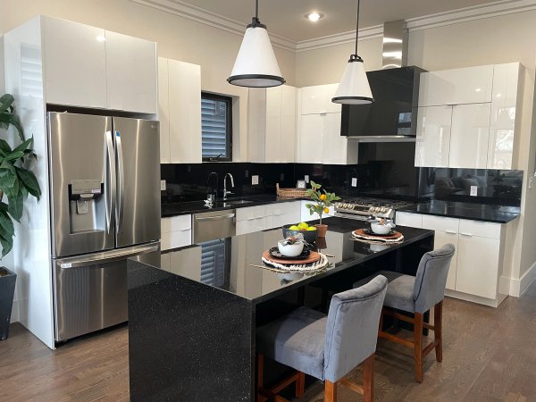 Kitchen photo