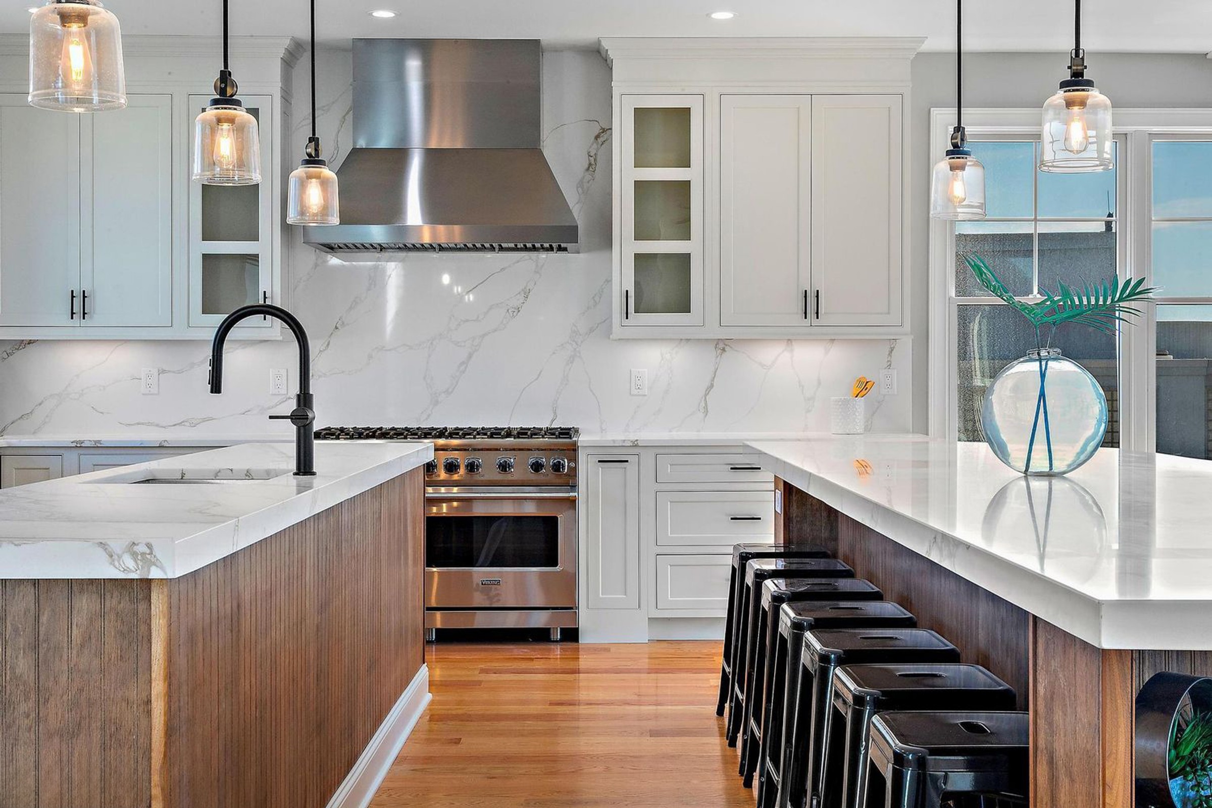Refined Inset, Relaxed Warmth kitchen