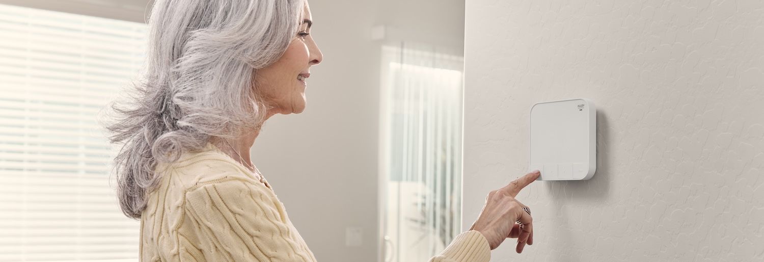 Smart Home Technology for Apartment Complexes