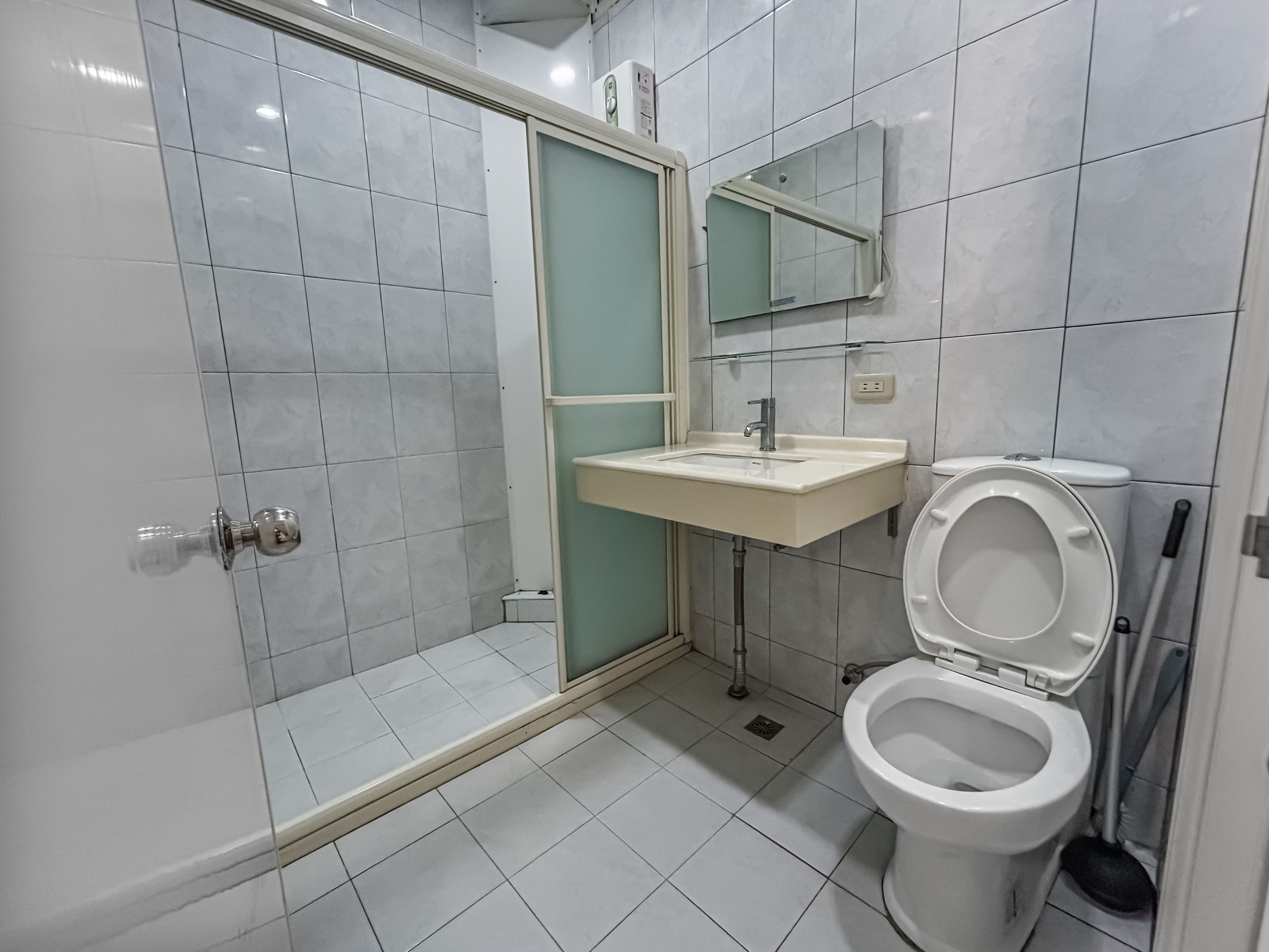 Wanhua B photo 8