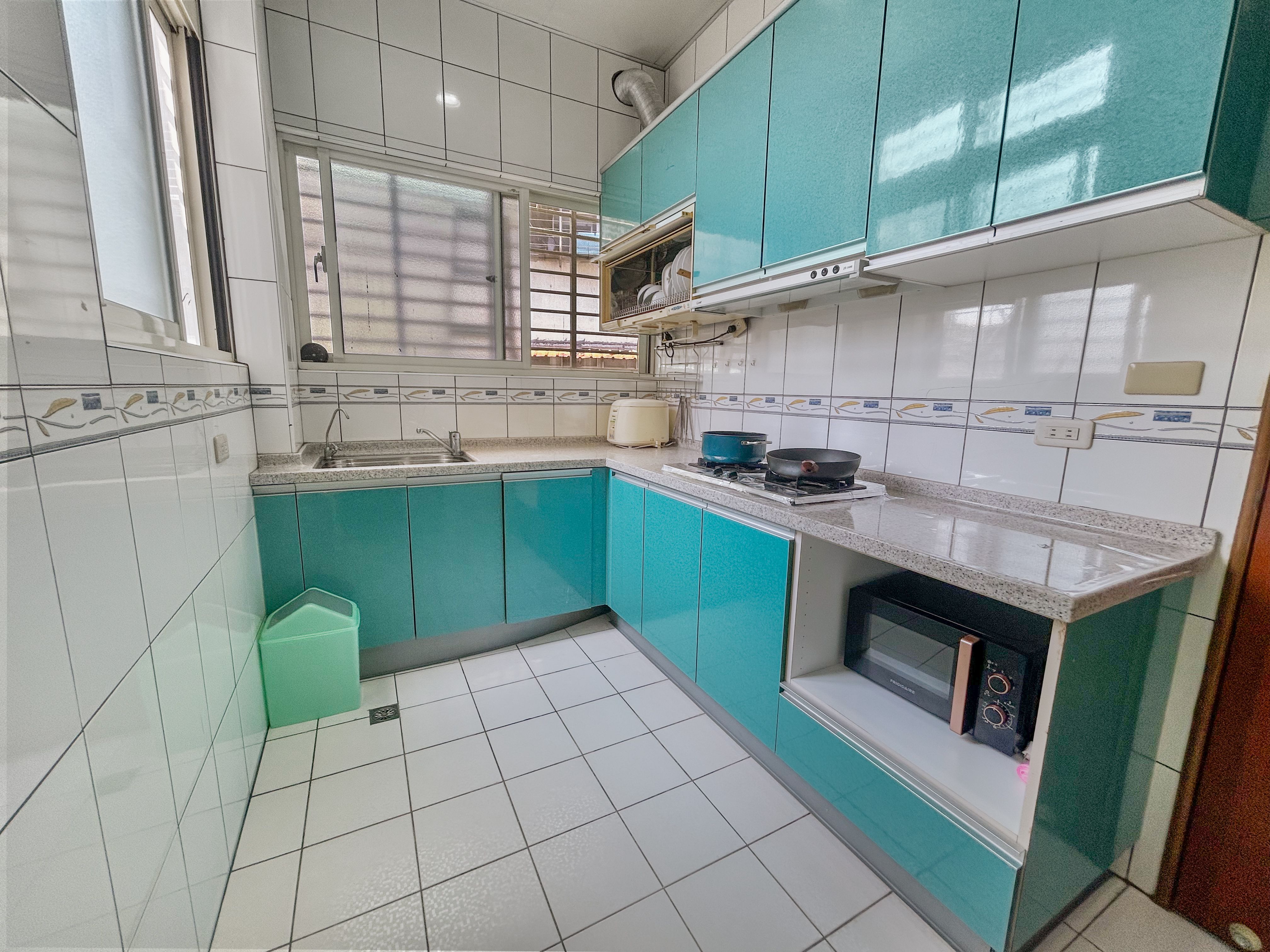 Wanhua B photo 7