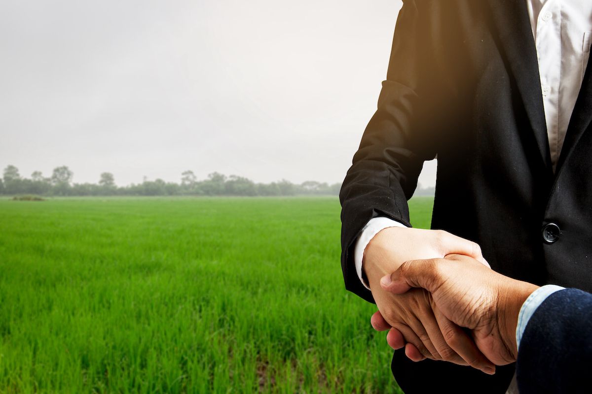 Accurately Evaluate Acreage to Lease or Buy  in the Unconventional Oil and Gas Fields