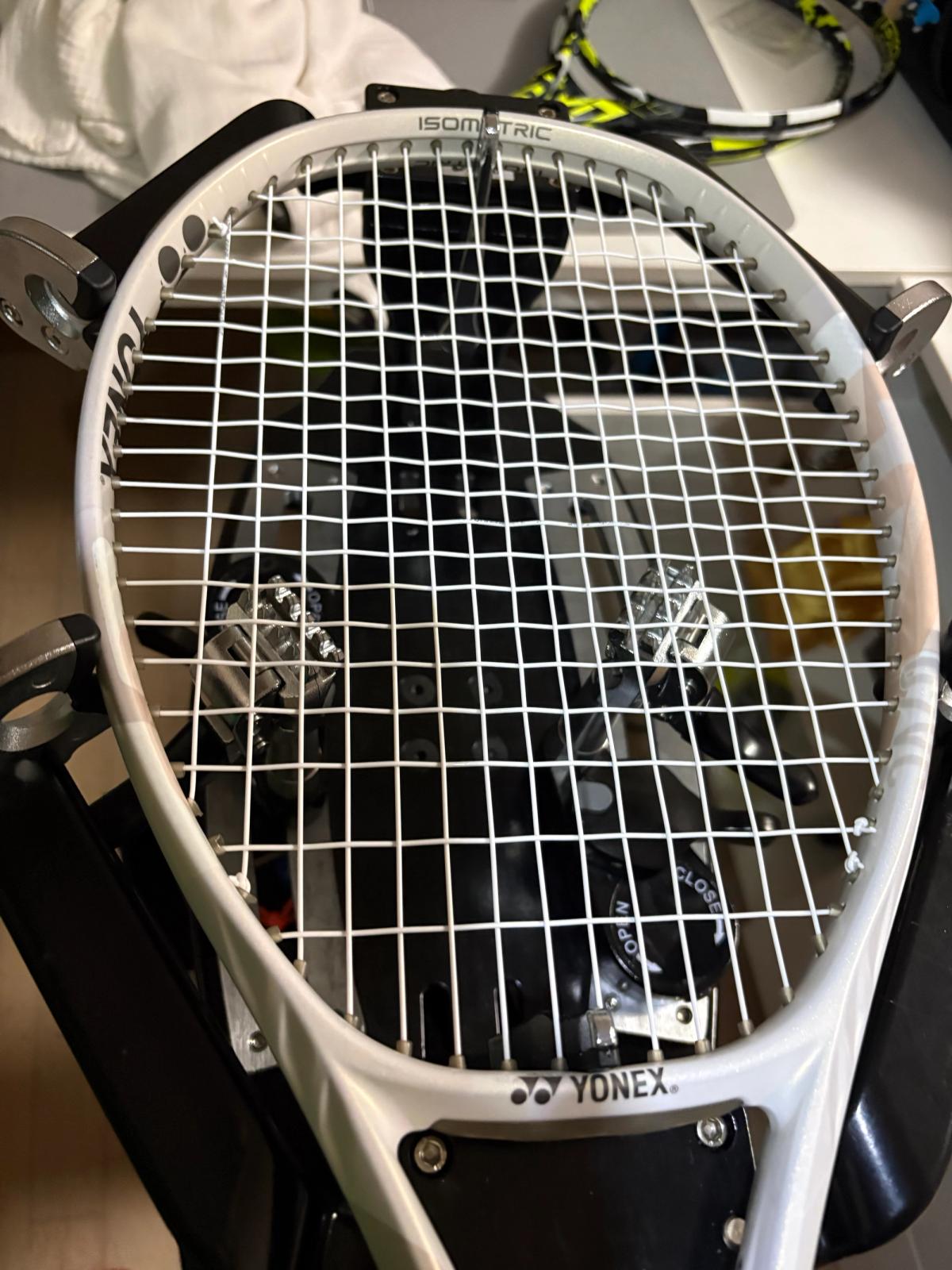 Tecnifibre Razor Code Stringing