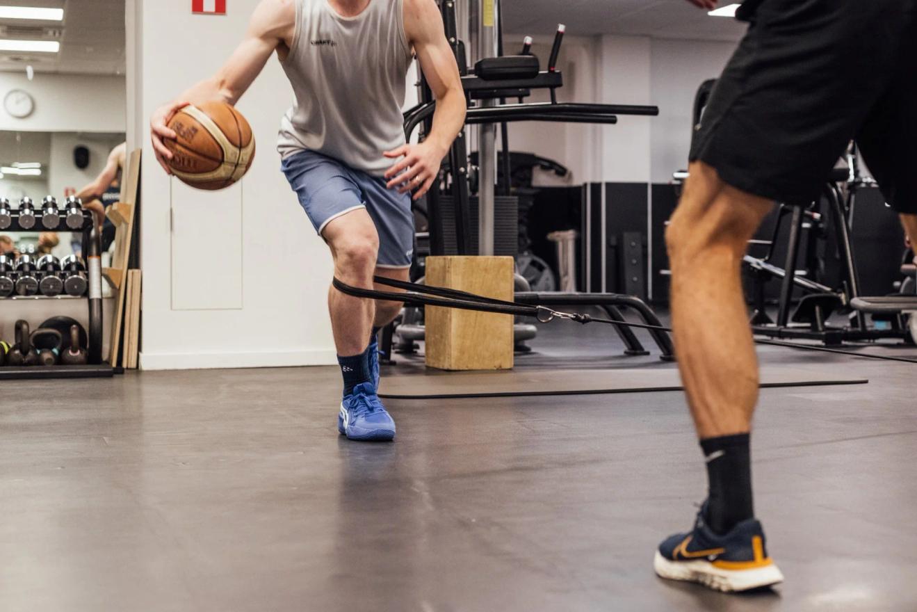 Preventing and treating sports injuries | Physiotherapy Hasselt at Movenda