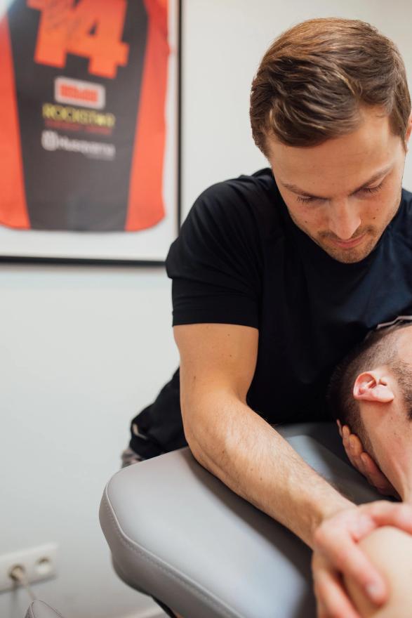 Neck pain at your desk: 3 exercises to help prevent it