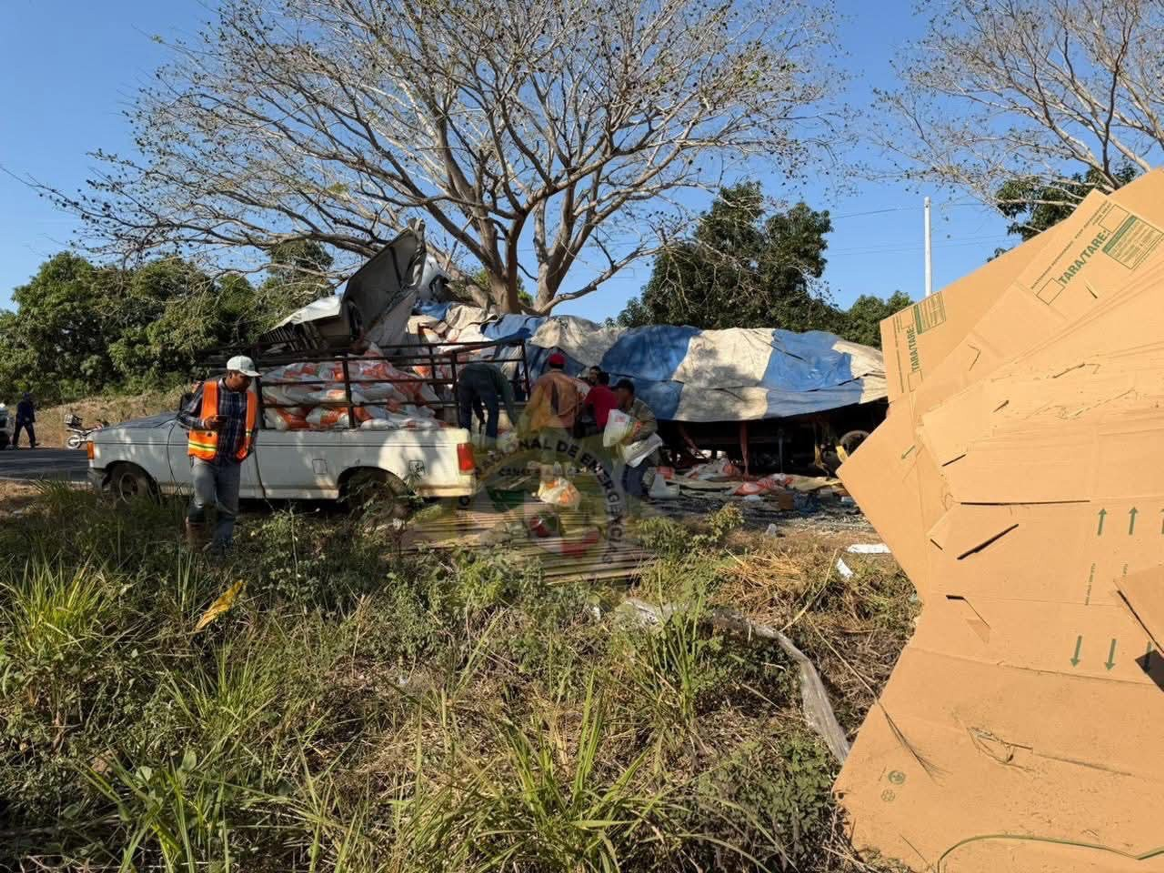 ciere en carretera tepic-mazatlan