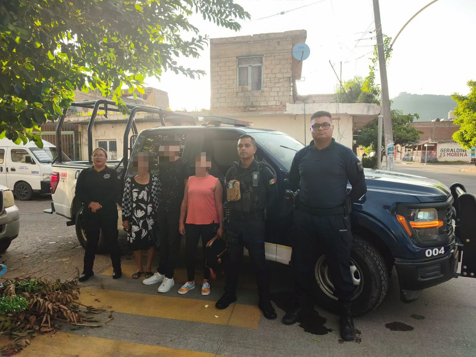 FAMILIA DE TEPIC ES RESCATADA DE EXTORSIÓN TELEFÓNICA