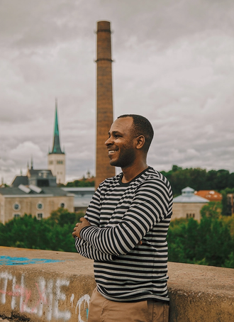 Portrait photo of Ron Bronson