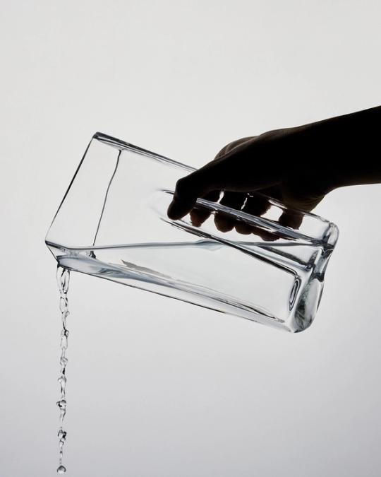 2025-års glas-stipendiat från Svenskt Tenn
