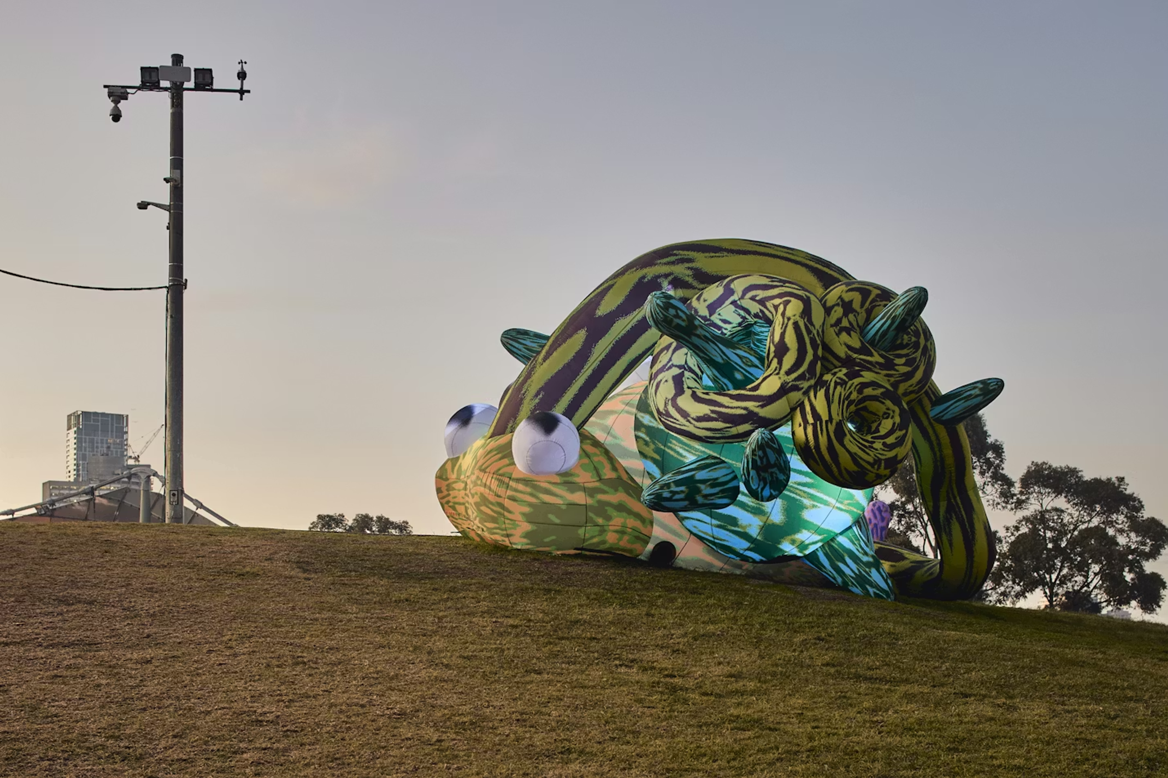 multitudes (rising Festival)