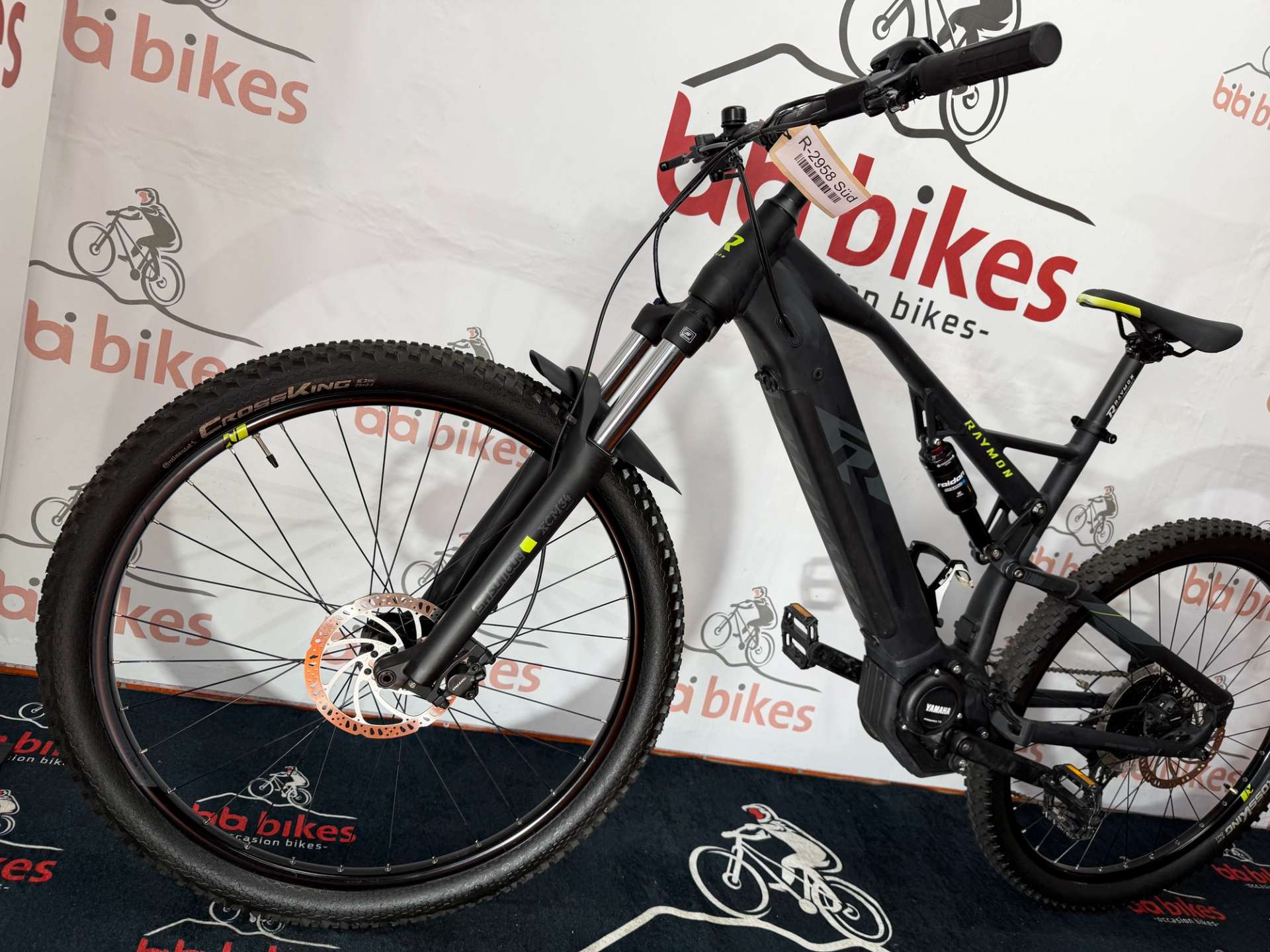 Bike Thumbnail 4