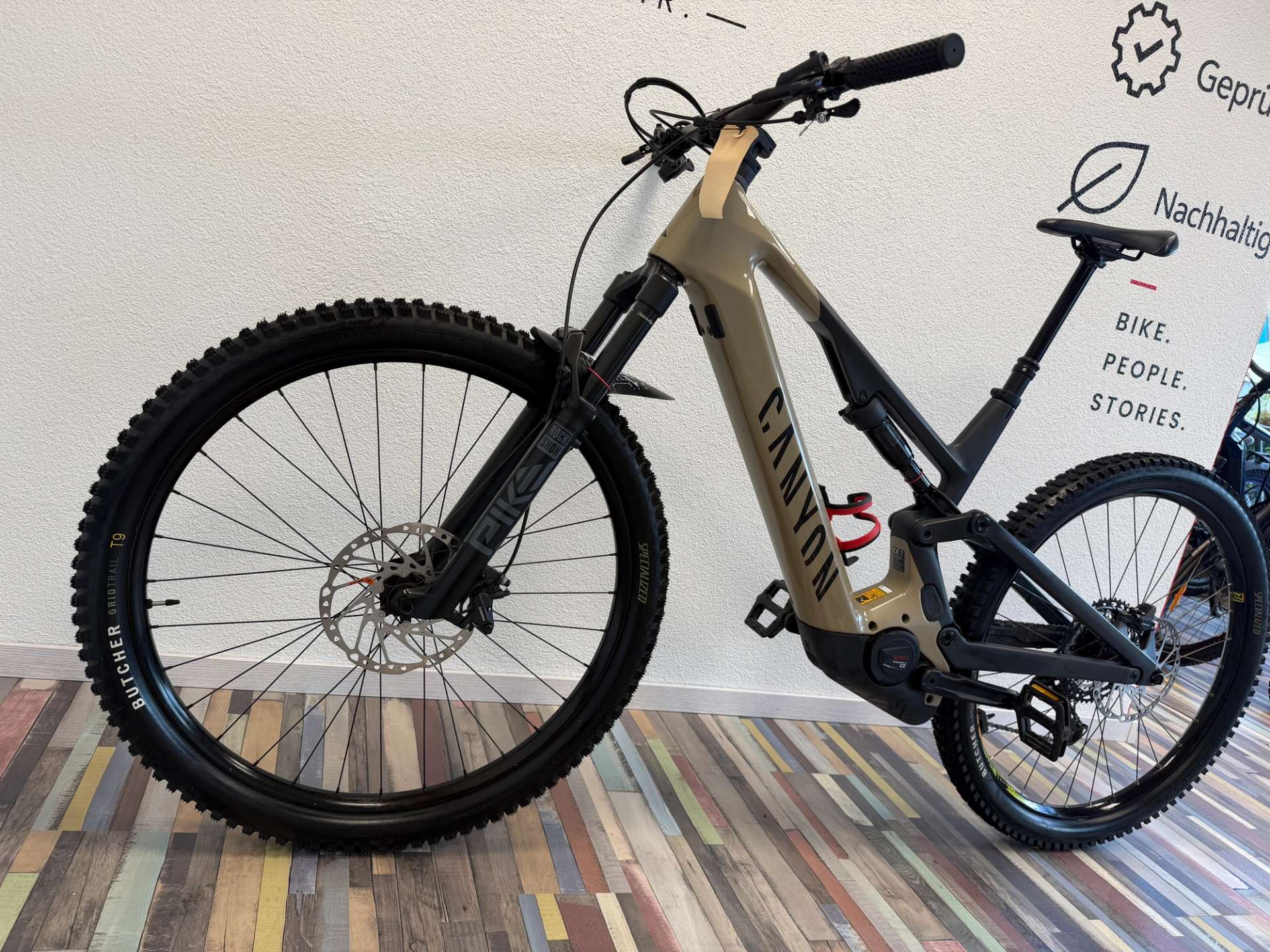 Bike Thumbnail 4