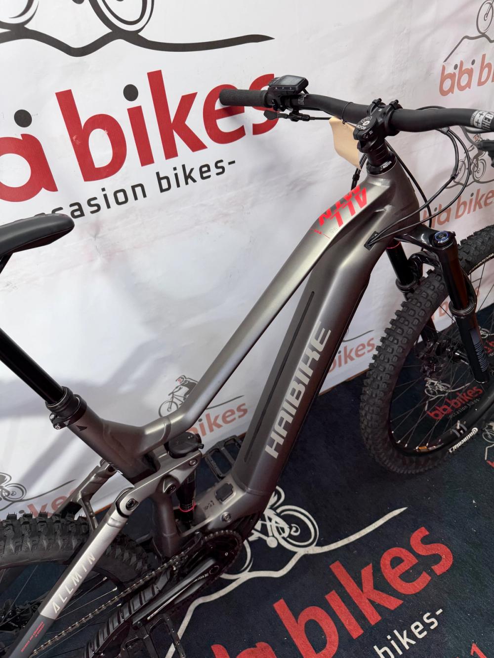 Bike Image 9