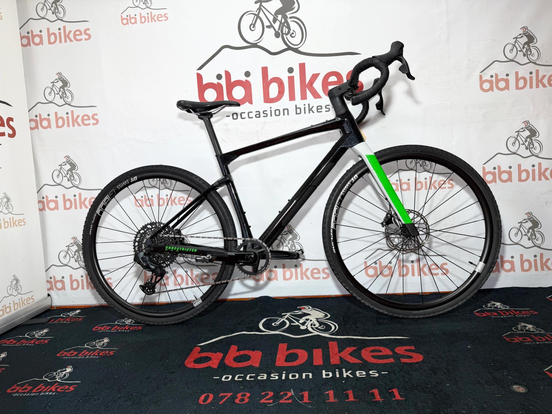 CARBON! NEUWERTIG! BMC URS 01 Four, AXS Schaltung, NP: 5499