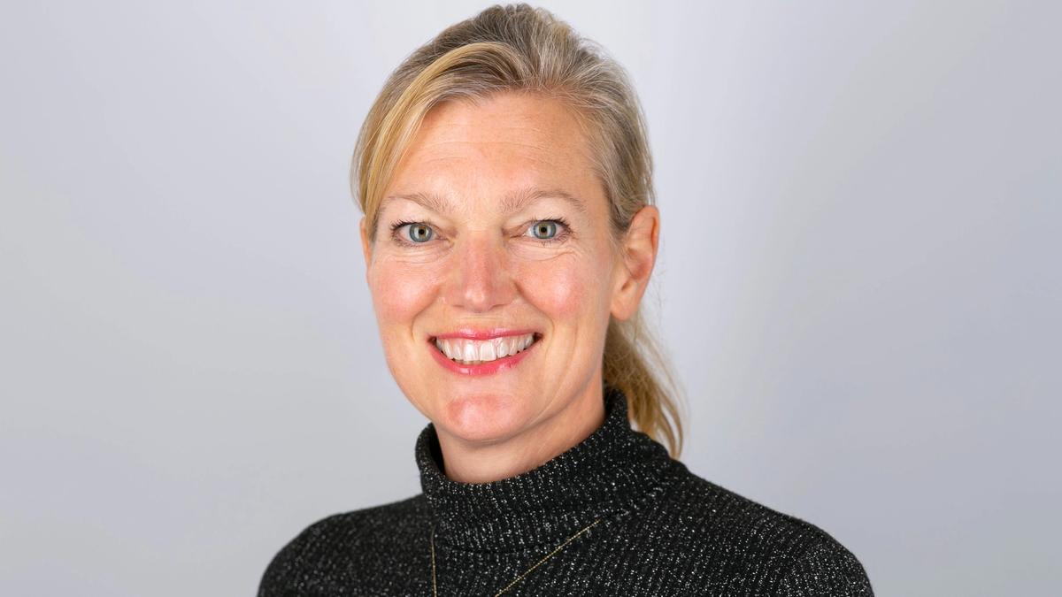 Photo of article writer Holly Mackay as she lists her tips for saving for your children